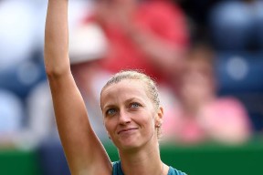 开云-科维托娃在SKT比赛中战术调整，连败引发热议！的简单介绍